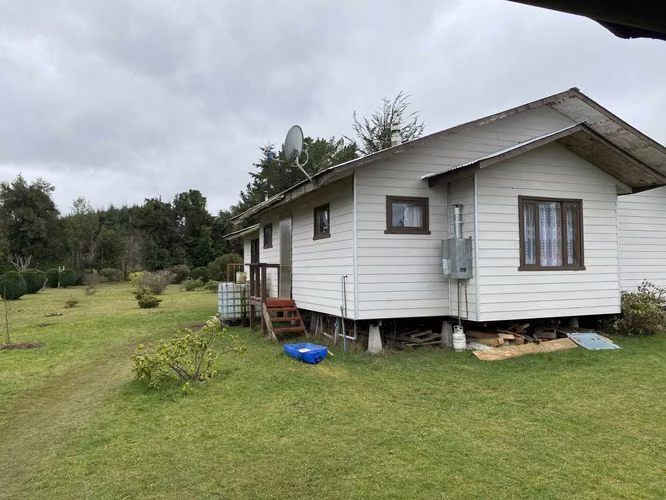Terreno agricola con casa