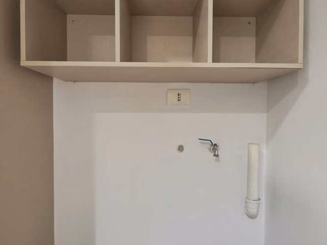 San Martin 733