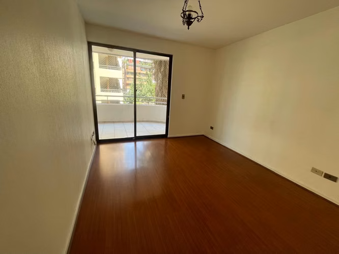 Venta Lindo Depto Remodelado 2D 2B, Nevería. (134909)