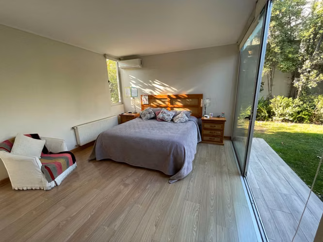 Casa Amplia con Jardín y Piscina (134489)