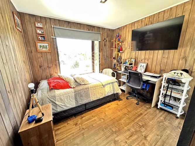 Parcela con entorno natural con 2 casas  (134922)