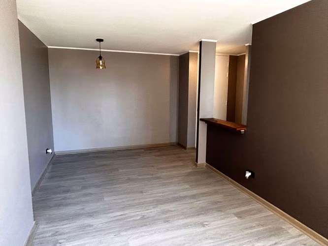 Depto remodelado  3 D, 2 B, Metro Lo Ovalle (135065)