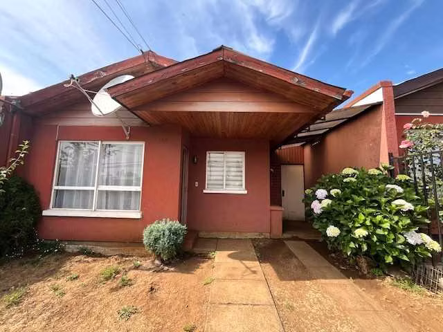 Vivienda Moderna con Excelente Conectividad (135109)