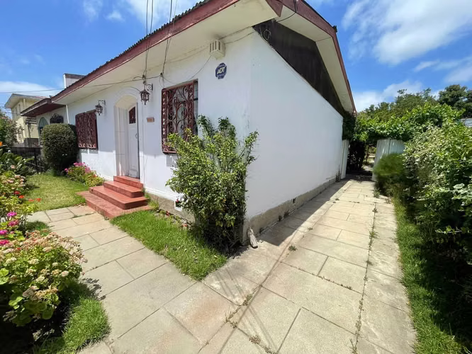 Amplia Casa Ideal para Familias Grandes (135135)