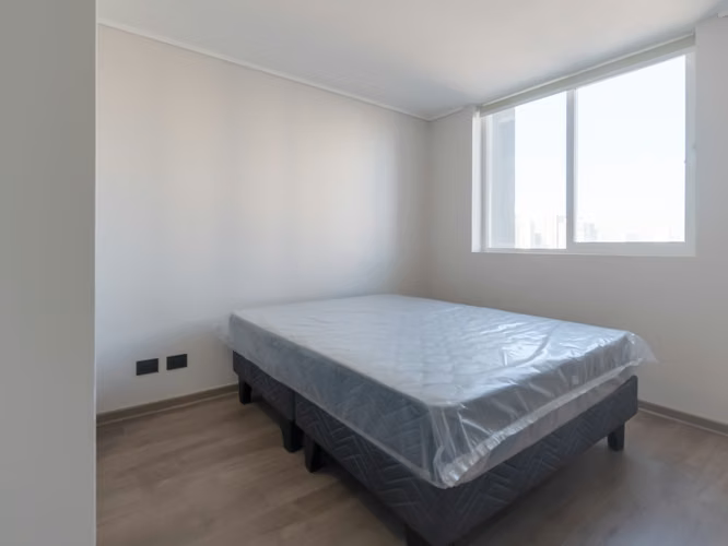 Lo Ovalle 285 Arriendo Depto 1 Dorm con Terraza Piso 8