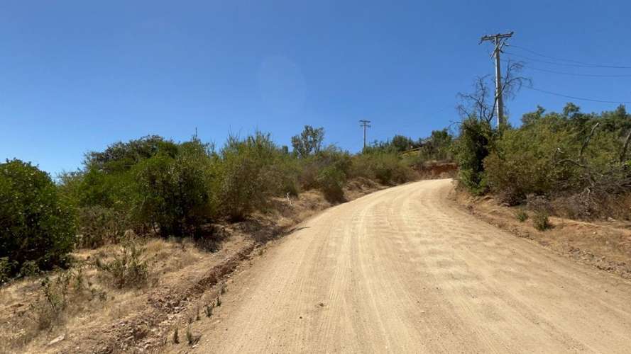PARCELA DE 10.000 M² EN VENTA – CURACAVÍ, CERCANA