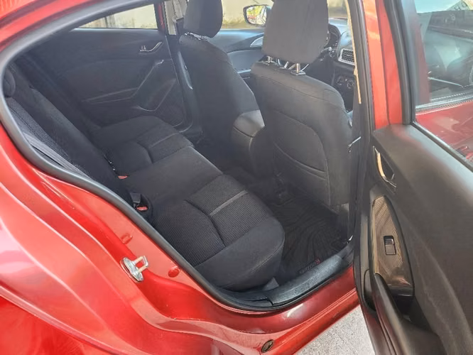 Mazda 3 sedan 2.0 full equipo, recibo vehiculos