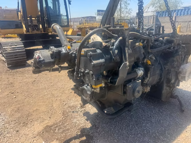 Komatsu D275AX-5 Transmisión impecable estado