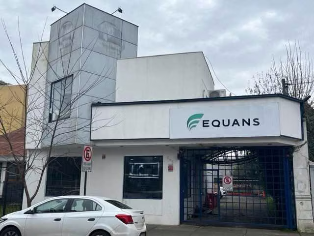 Casa Comercial con Estac en el Centro (135385)