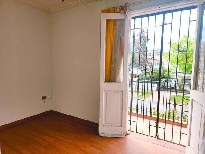 Arriendo Casa 4D/3B/2E/B cerca metro Ñuñoa  (135660) - Imagen 17