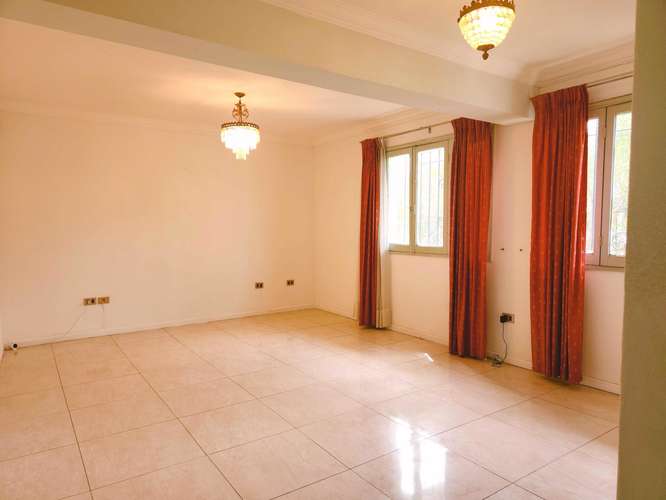 Arriendo Casa 4D/3B/2E/B cerca metro Ñuñoa  (135660) - Imagen 1