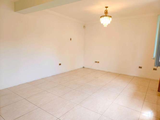 Arriendo Casa 4D/3B/2E/B cerca metro Ñuñoa  (135660) - Imagen 4