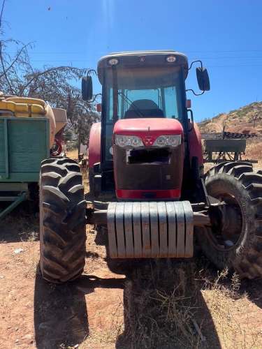 Tractor massey ferguson