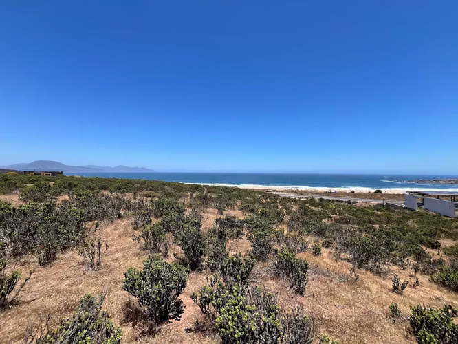 Terreno con vista panorámica al mar (135826)