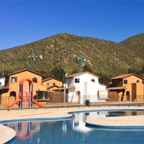 VENTA CASA EN CONDOMINIO PORTAL DEL VALLE, LA SERE