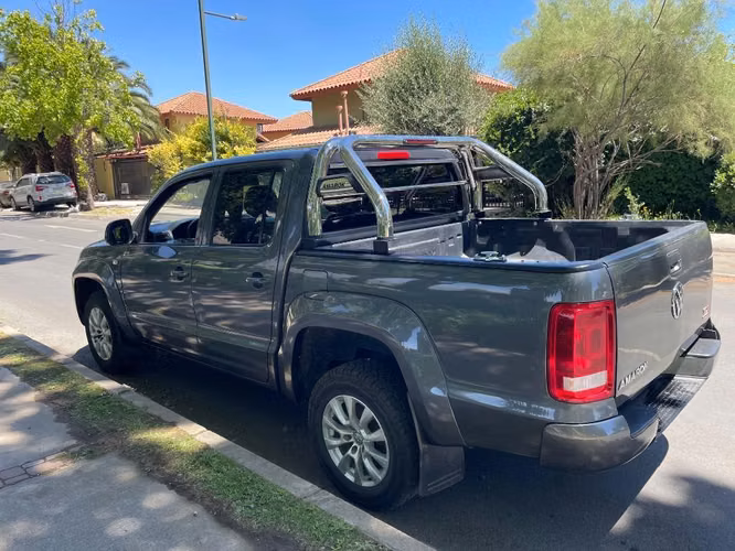 Volkswagen Amarok Trendline 4x4 2.0 - Imagen 2