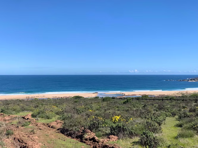 Sitio con vista al mar en Condominio Privado (136115)