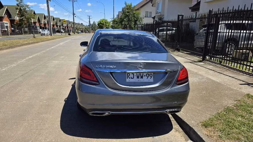 Hermoso mercedes