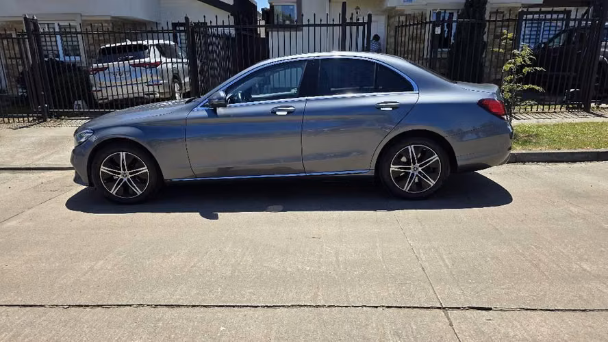 Hermoso mercedes