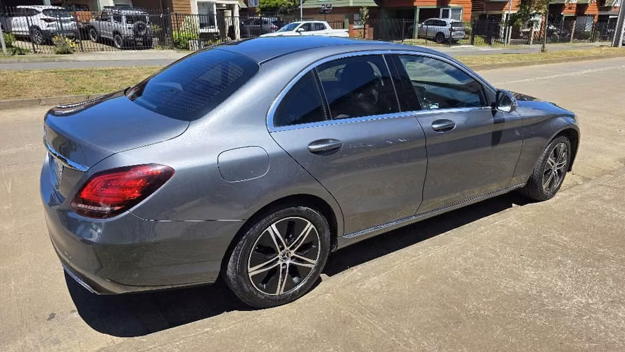 Hermoso mercedes