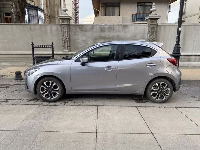 Mazda Demio 2016