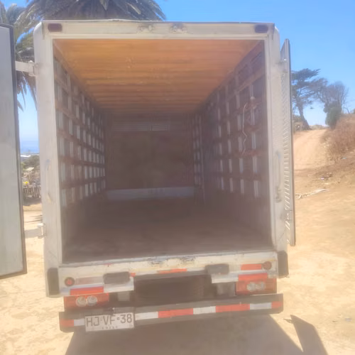 Camión ¾ carrozado FOTON Aumark 613E CS 2016