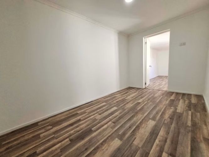 Amplia casa remodelada, 3 dormitorios 1 baño, 160 mts2