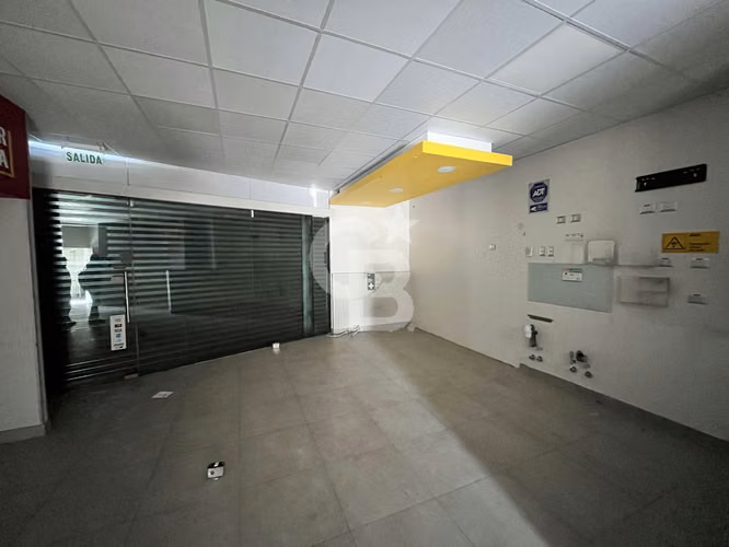 Local habilitado de 78,65 m2 en Strip center