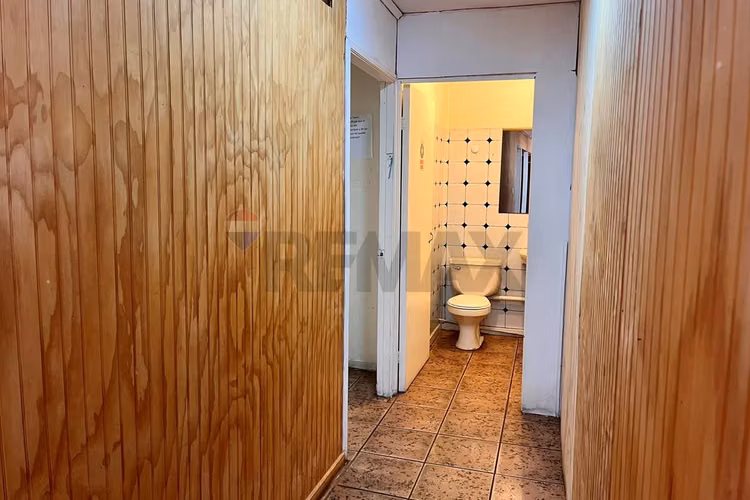 Se arrienda local comercial en 2° piso