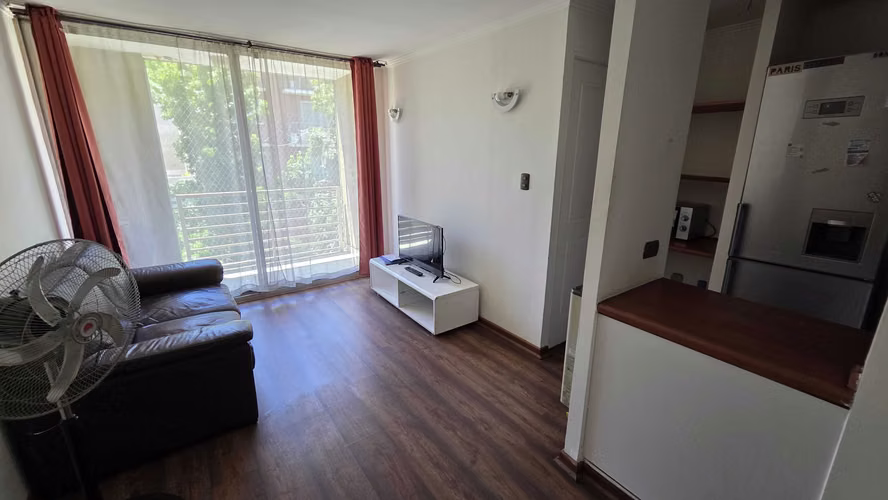 Arriendo departamento en Barrio Brasil (136278)