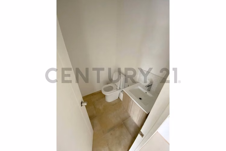 Arriendo local comercial de 30 mt2 en Ulriksen
