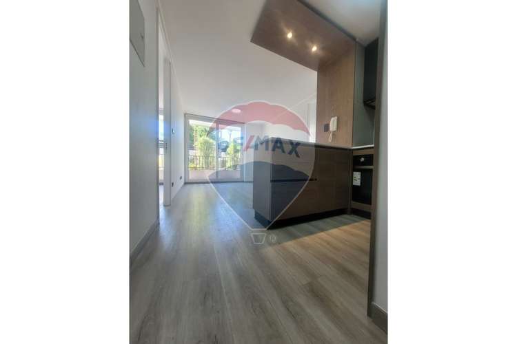 Arriendo moderno departamento - Imagen 9