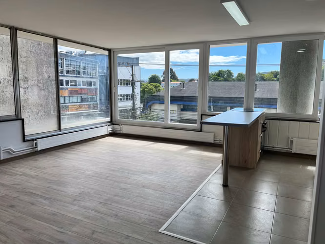 Departamento Central Remodelado en Venta