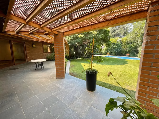 CASA 6D 6B JARDÍN PISCINA AV DEHESA/EL RODEO! (136507)