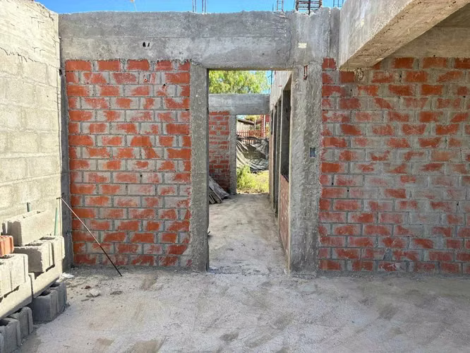 Guanaqueros: Obra Gruesa Iniciada |  (135901)