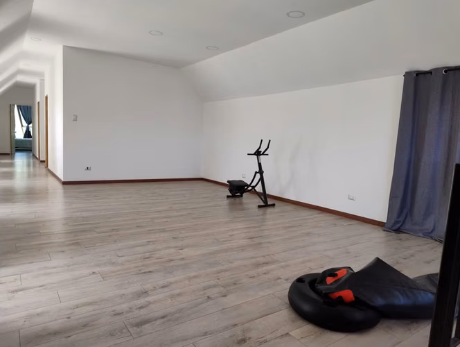 Hermosa casa en  exclusivo condominio Oasis de La Campana-Hijuelas.