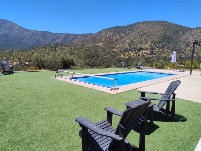 Hermosa casa en  exclusivo condominio Oasis de La Campana-Hijuelas.