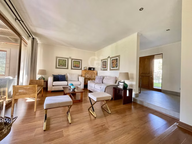 Casa no perimetral- Maravillosa oportunidad Chicureo