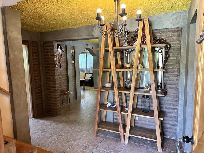 CASA CON HERMOSO JARDÍN EN CONDOMINIO - Imagen 2