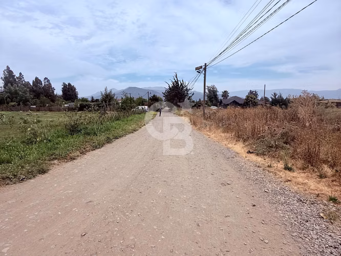 Parcela exclusiva 5000m² con servicios y alta plusvalía