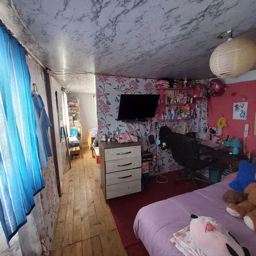 Venta de amplia casa  (136741)