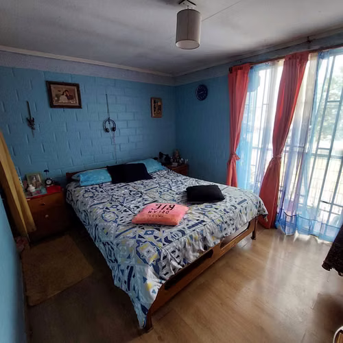 Venta de amplia casa  (136741)