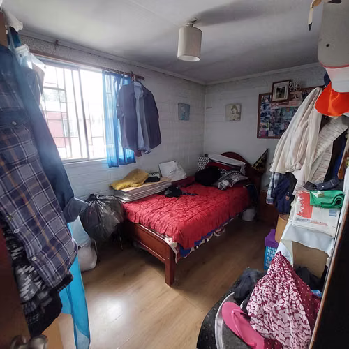 Venta de amplia casa  (136741)