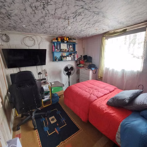 Venta de amplia casa  (136741)