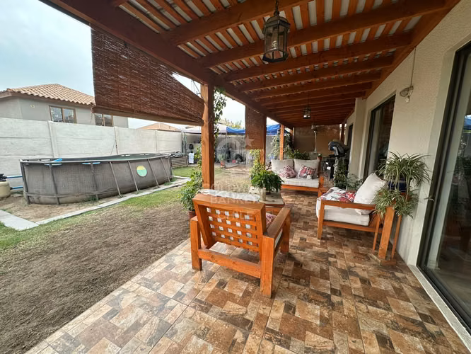 Arriendo y Compromiso de Compra/Chicureo Poniente