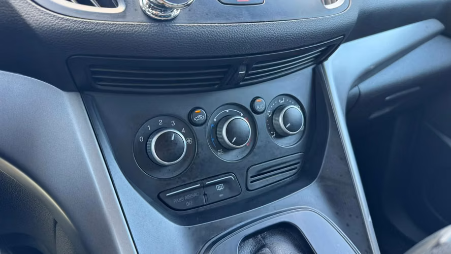 Ford Escape 2.0 SE Ecoboost 4X2 AT 5P (2014)