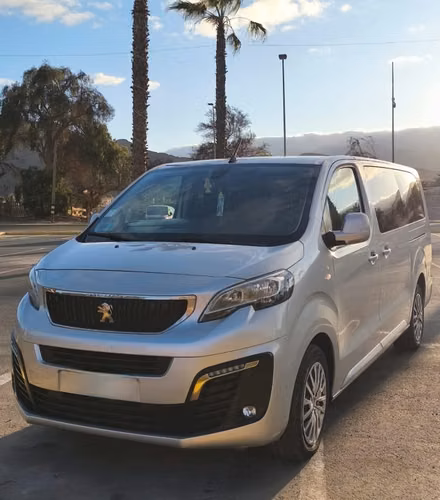 Peugeot Traveller