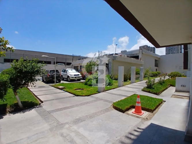 Lindo Departamento, Sector Norte