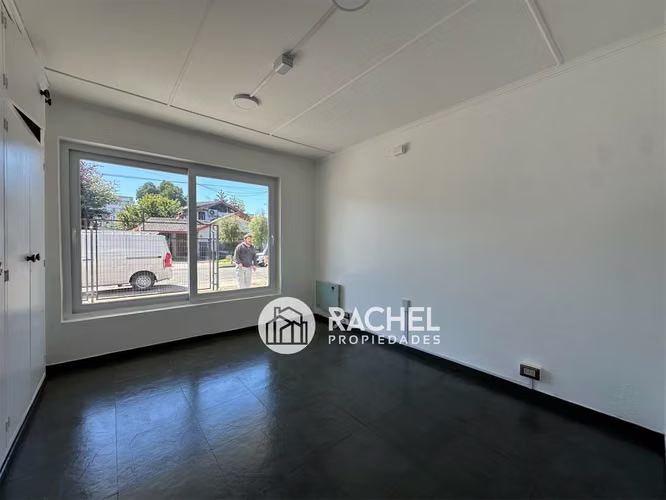 GRAN PROPIEDAD EN ARRIENDO – CALLE PHILLIPPI