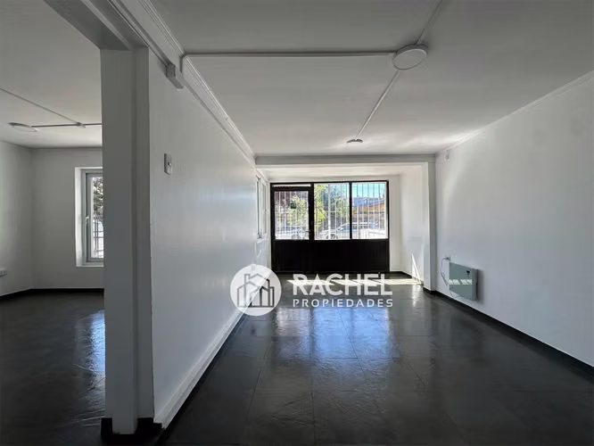 GRAN PROPIEDAD EN ARRIENDO – CALLE PHILLIPPI